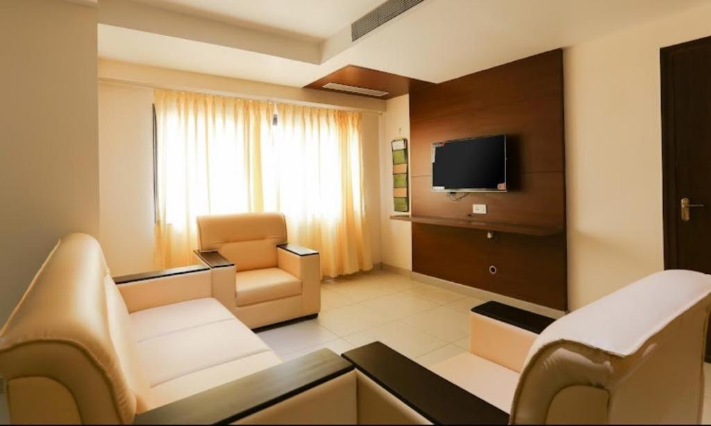 Venkys Stay Inn Udupi Exterior photo